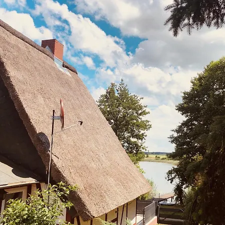펜션 Haus Am Mit Steg, Boot, Kamin Und Sauna - Mecklenburgische Seenplatte *